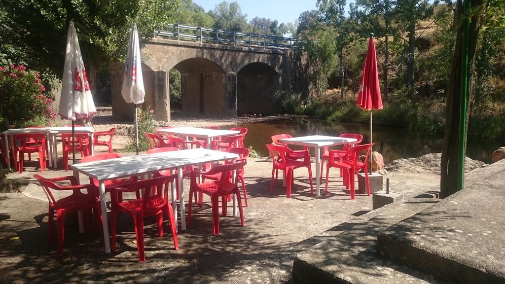 Casa De La Panaderia Guest House Los Navalucillos Ngoại thất bức ảnh